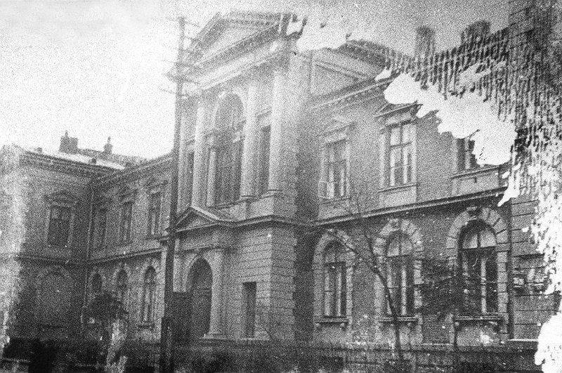 The Judenrat building in the Warsaw ghetto at 26-28 Grzybowska Street.
